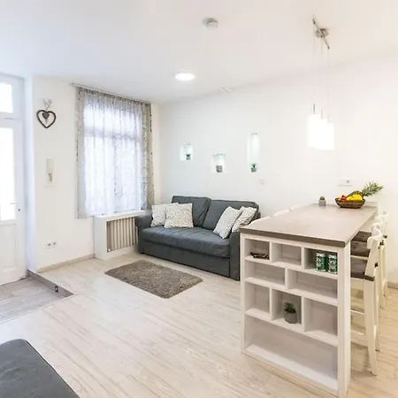 Apartament Dohany Street